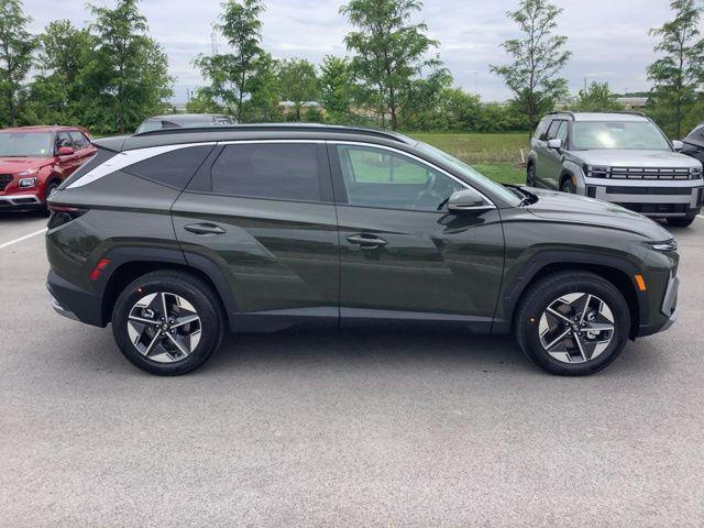 new 2025 Hyundai Tucson car, priced at $36,874