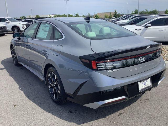 new 2025 Hyundai Sonata car, priced at $31,285