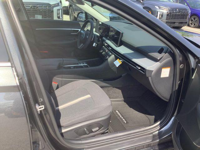 new 2025 Hyundai Sonata Hybrid car, priced at $33,248
