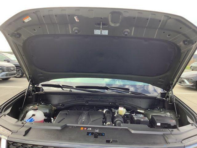 used 2025 Hyundai Santa Fe car, priced at $46,990