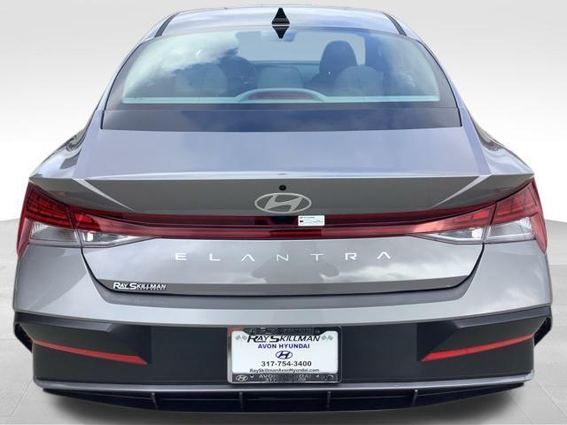 new 2024 Hyundai Elantra car, priced at $27,015