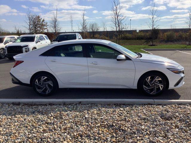 new 2025 Hyundai Elantra car, priced at $27,610