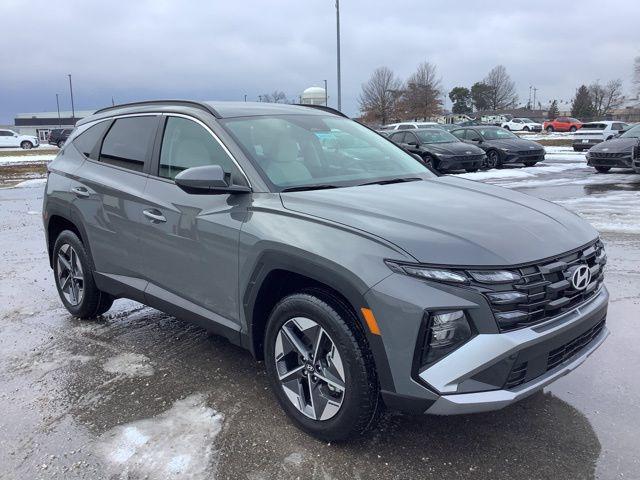 new 2025 Hyundai Tucson car, priced at $33,995