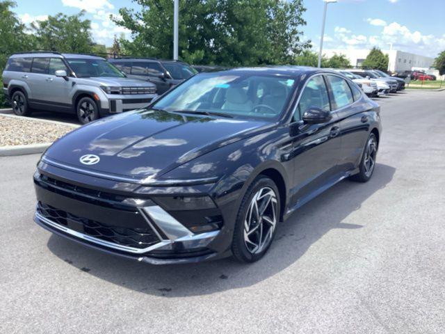 new 2025 Hyundai Sonata car, priced at $32,920