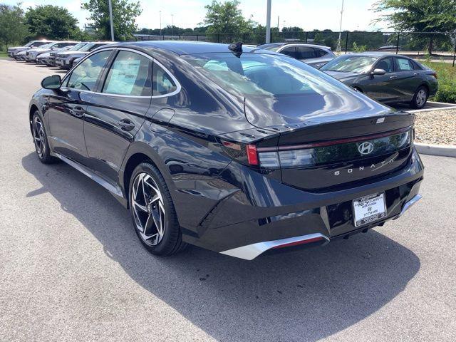 new 2025 Hyundai Sonata car, priced at $32,920