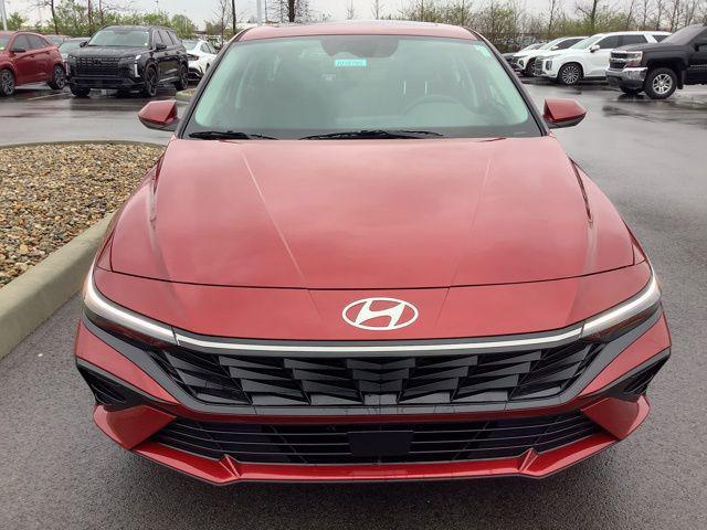 new 2025 Hyundai Elantra car, priced at $28,085