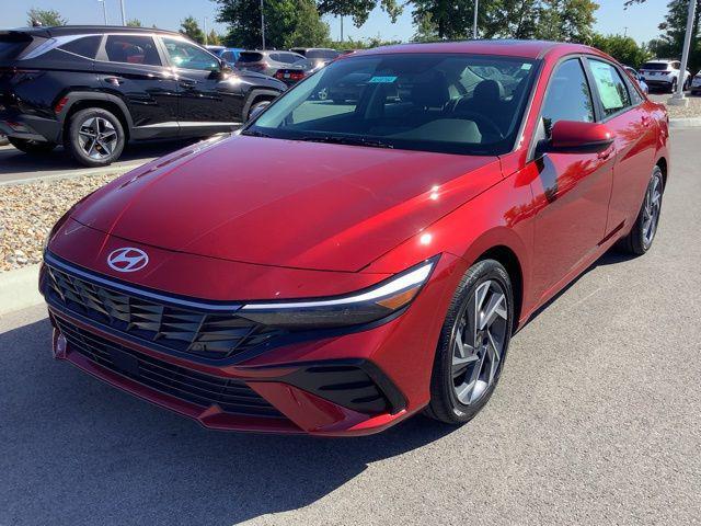 new 2025 Hyundai Elantra car, priced at $29,190