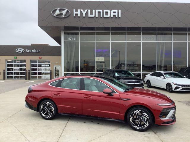 new 2024 Hyundai Sonata car, priced at $31,665