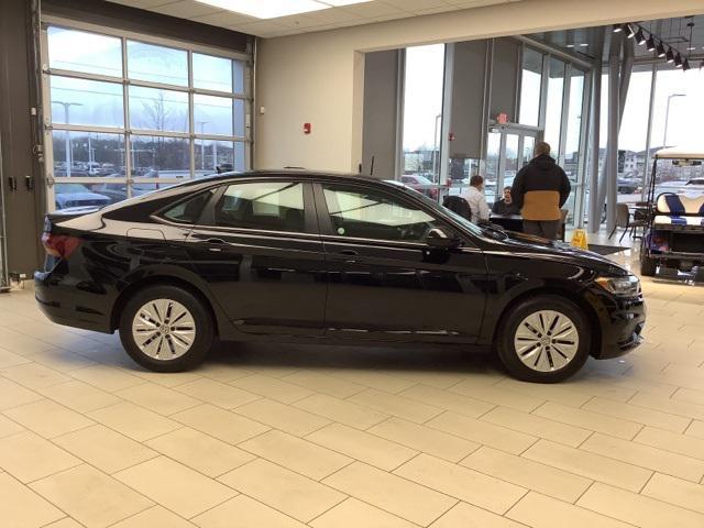 used 2019 Volkswagen Jetta car