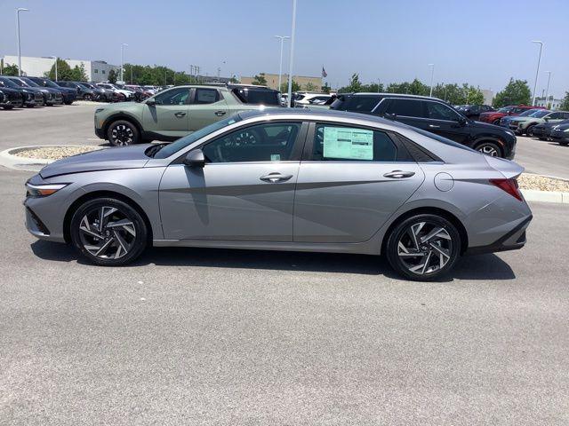 new 2025 Hyundai Elantra car, priced at $31,615