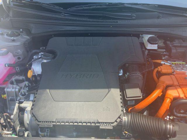 new 2025 Hyundai Elantra car, priced at $31,615