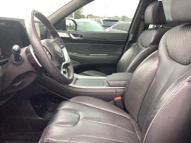 used 2023 Hyundai Palisade car, priced at $42,800