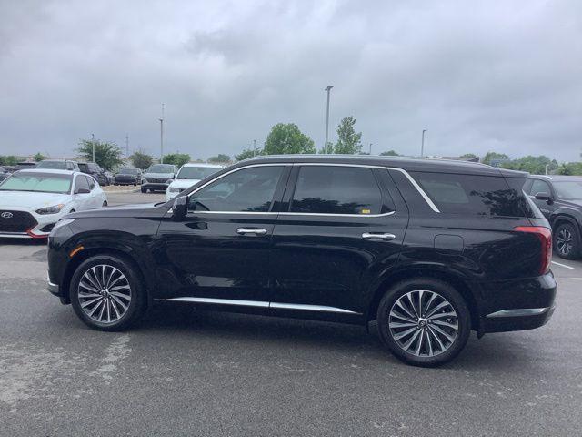 used 2023 Hyundai Palisade car, priced at $42,800