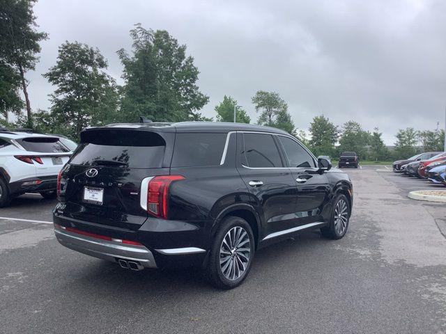 used 2023 Hyundai Palisade car, priced at $42,800