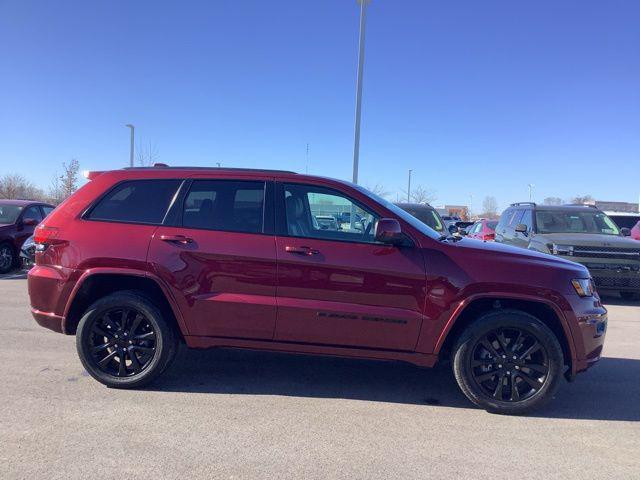 used 2022 Jeep Grand Cherokee car, priced at $27,988