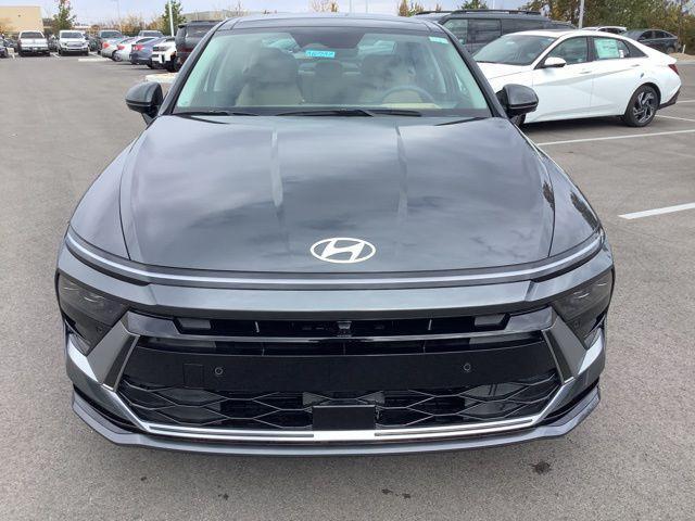 new 2025 Hyundai Sonata Hybrid car, priced at $39,260