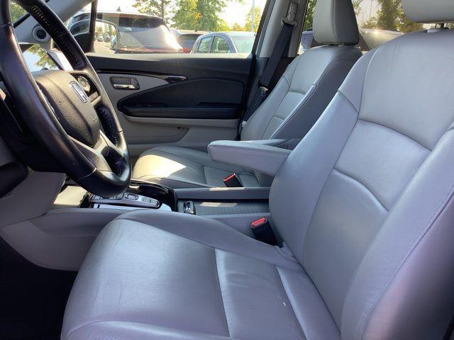 used 2021 Honda Pilot car, priced at $33,988
