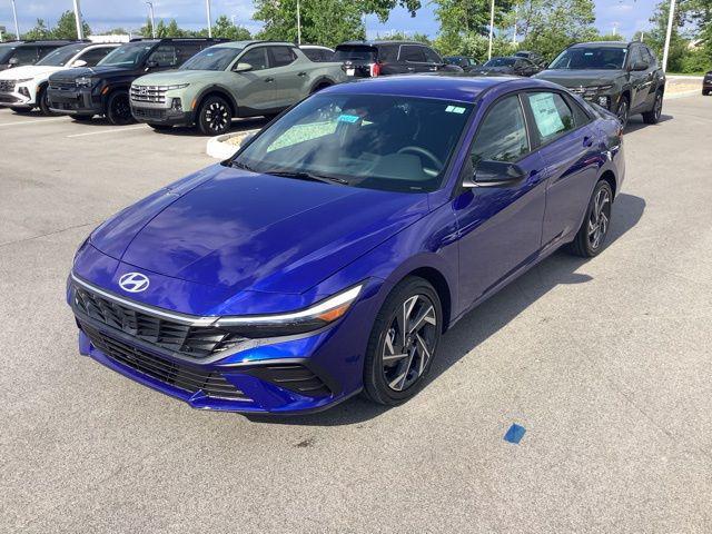 new 2025 Hyundai Elantra car, priced at $29,240