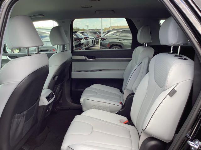 new 2025 Hyundai Palisade car, priced at $44,420