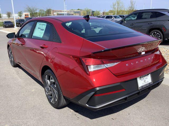 new 2025 Hyundai Elantra car, priced at $25,565