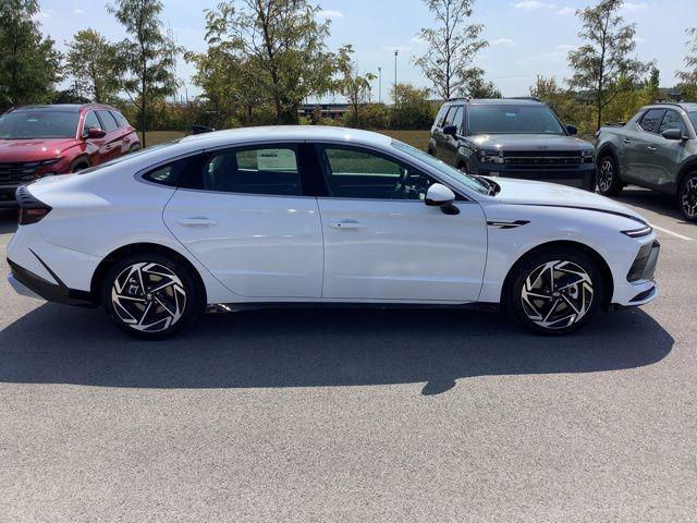 new 2026 Hyundai Sonata car, priced at $31,295