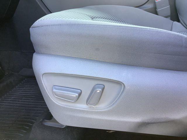 used 2023 Toyota Highlander car, priced at $34,990