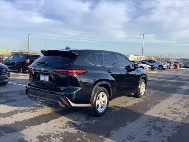 used 2023 Toyota Highlander car, priced at $34,990