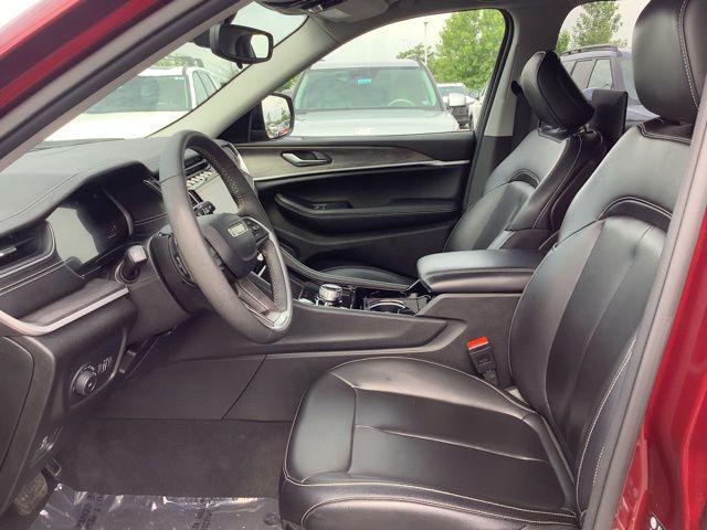 used 2023 Jeep Grand Cherokee car, priced at $39,988