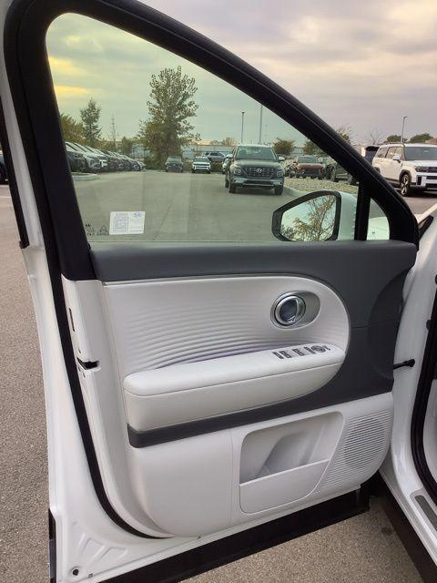 new 2026 Hyundai IONIQ 9 car, priced at $68,840