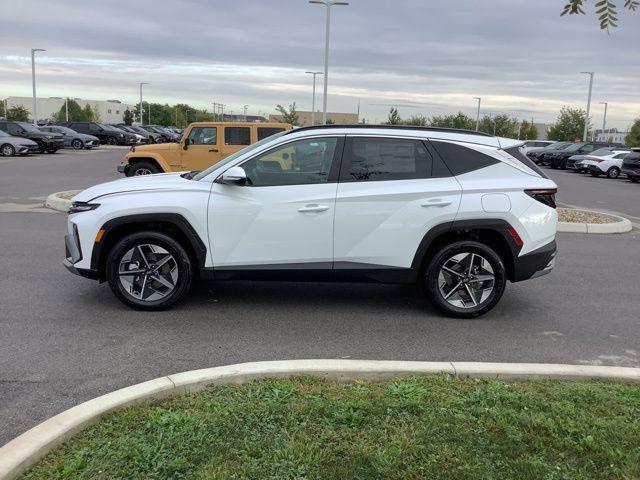 new 2025 Hyundai TUCSON Hybrid car, priced at $39,665