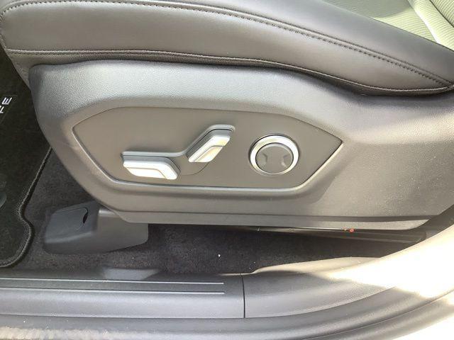 new 2025 Hyundai Santa Fe car, priced at $43,755