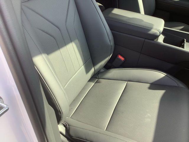 new 2025 Hyundai Santa Fe car, priced at $43,755