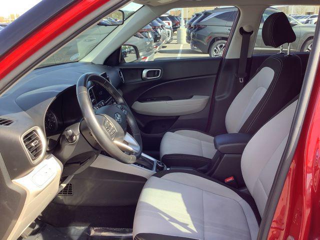 used 2021 Hyundai Venue car, priced at $19,988