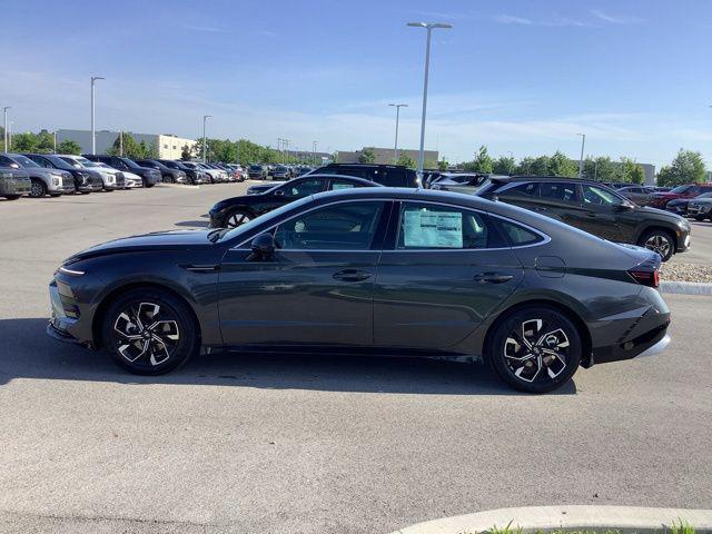 new 2025 Hyundai Sonata car, priced at $29,830