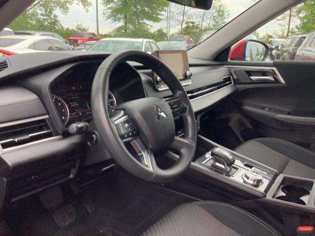 used 2024 Mitsubishi Outlander car, priced at $28,988