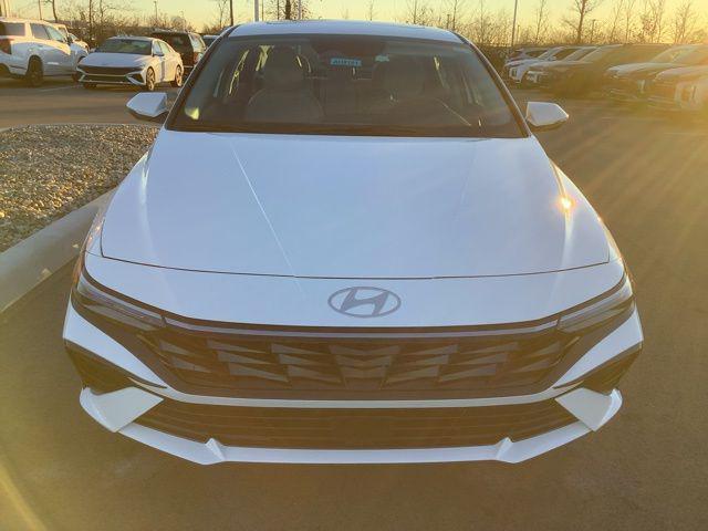 new 2025 Hyundai Elantra car, priced at $28,660