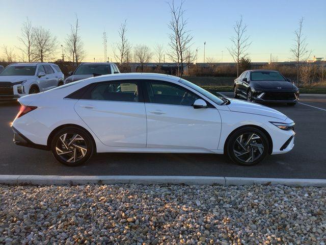 new 2025 Hyundai Elantra car, priced at $28,660