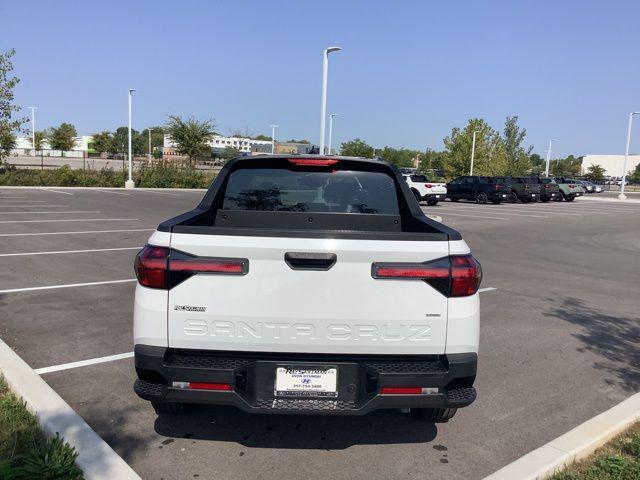 new 2025 Hyundai Santa Cruz car, priced at $33,680