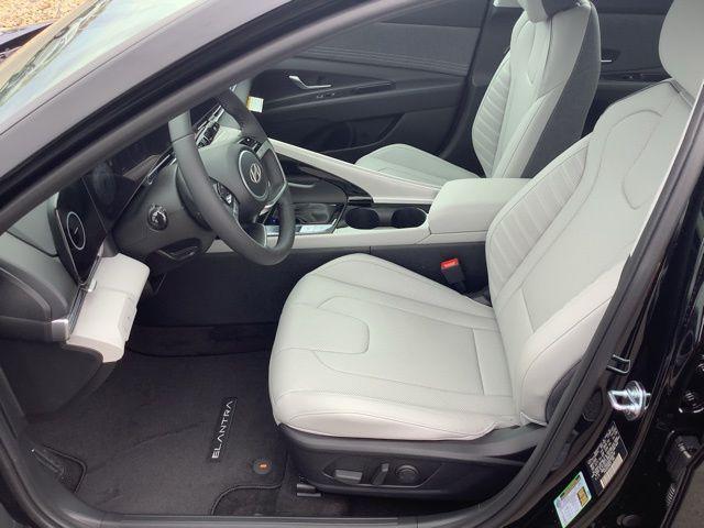 new 2025 Hyundai Elantra car, priced at $28,595