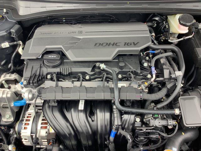 new 2025 Hyundai Elantra car, priced at $28,595