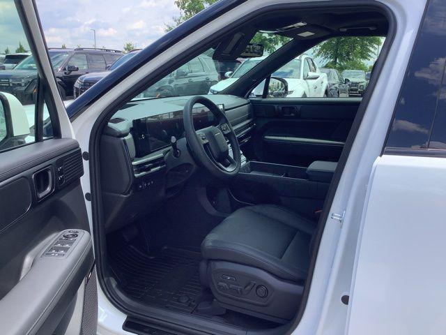 new 2025 Hyundai Santa Fe car, priced at $52,019