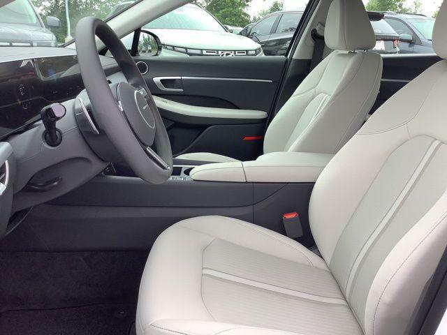 new 2025 Hyundai Sonata car, priced at $30,355