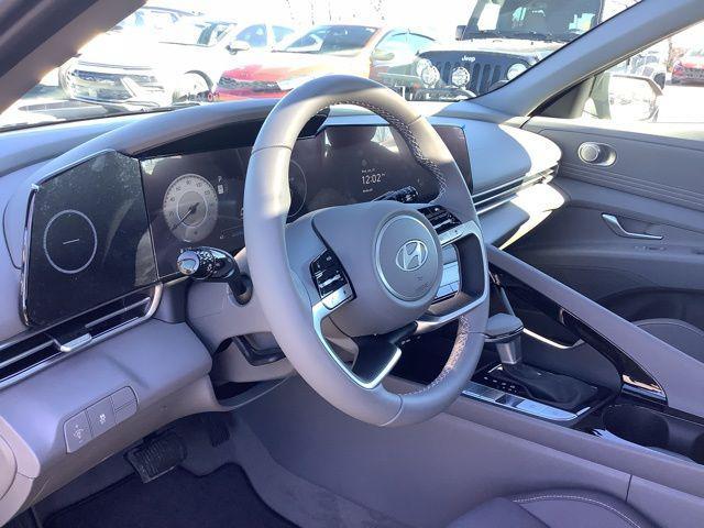 new 2025 Hyundai Elantra car, priced at $27,220