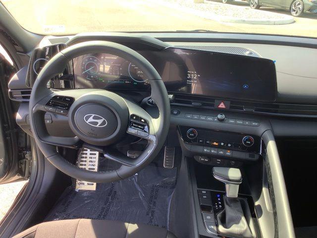 new 2025 Hyundai Elantra car, priced at $29,200