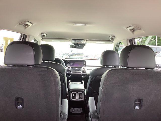 used 2023 Kia Sorento Hybrid car, priced at $30,988