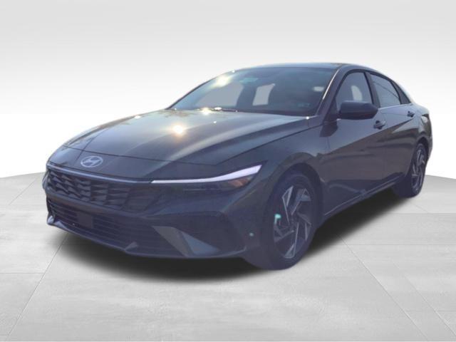 new 2024 Hyundai Elantra car, priced at $27,005