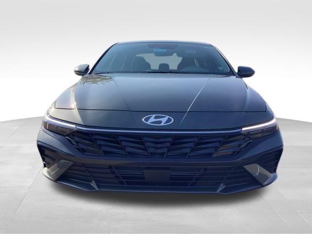 new 2024 Hyundai Elantra car, priced at $27,005