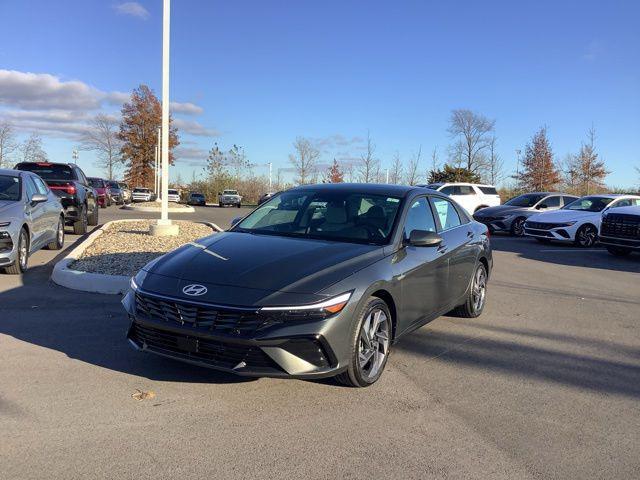 new 2025 Hyundai Elantra car, priced at $28,090