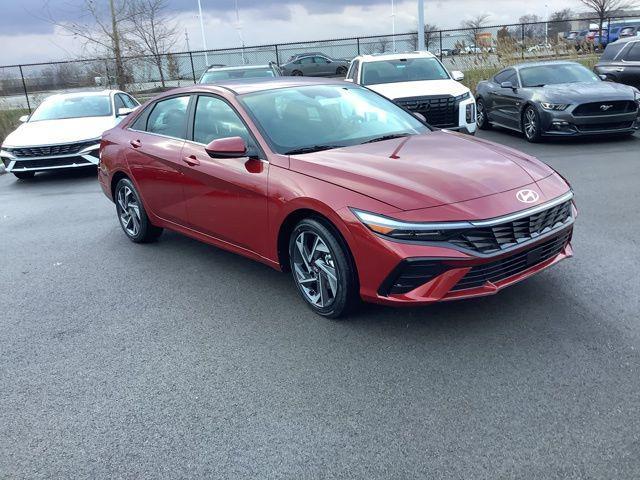 new 2025 Hyundai Elantra car, priced at $27,685