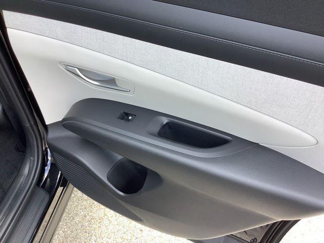 new 2025 Hyundai Tucson car, priced at $31,290